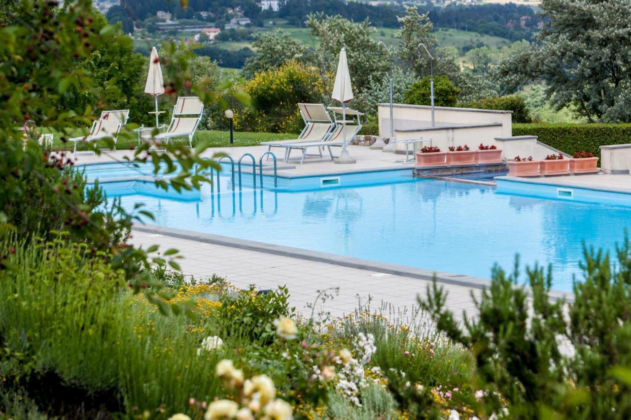 Tenuta Borgo San Michele Gubbio Bagian luar foto