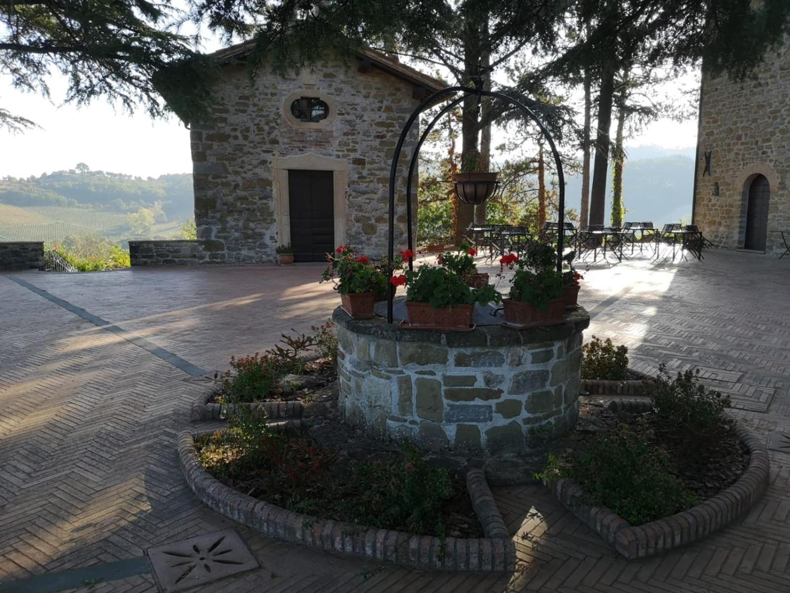 Tenuta Borgo San Michele Gubbio Bagian luar foto