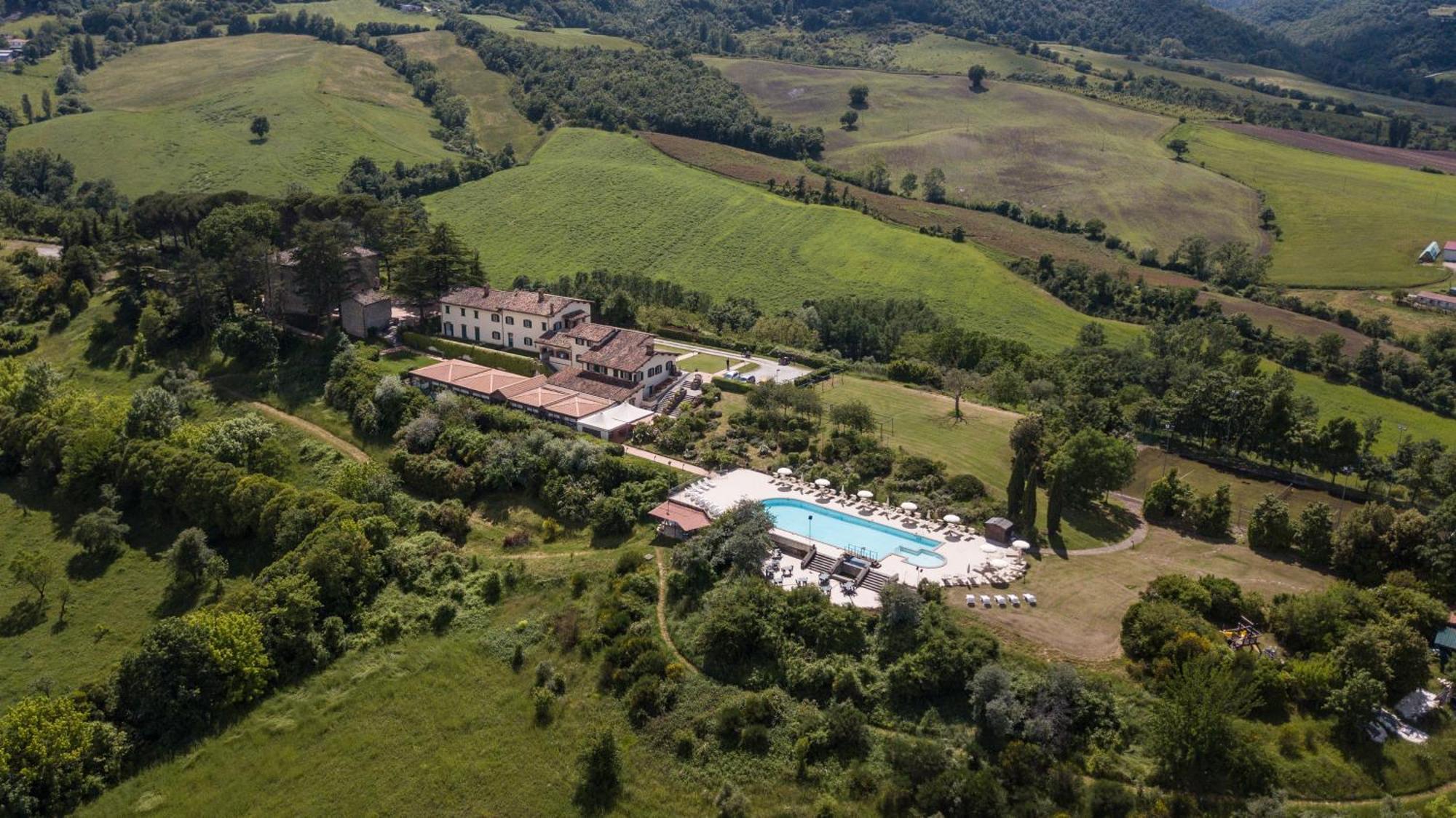 Tenuta Borgo San Michele Gubbio Bagian luar foto