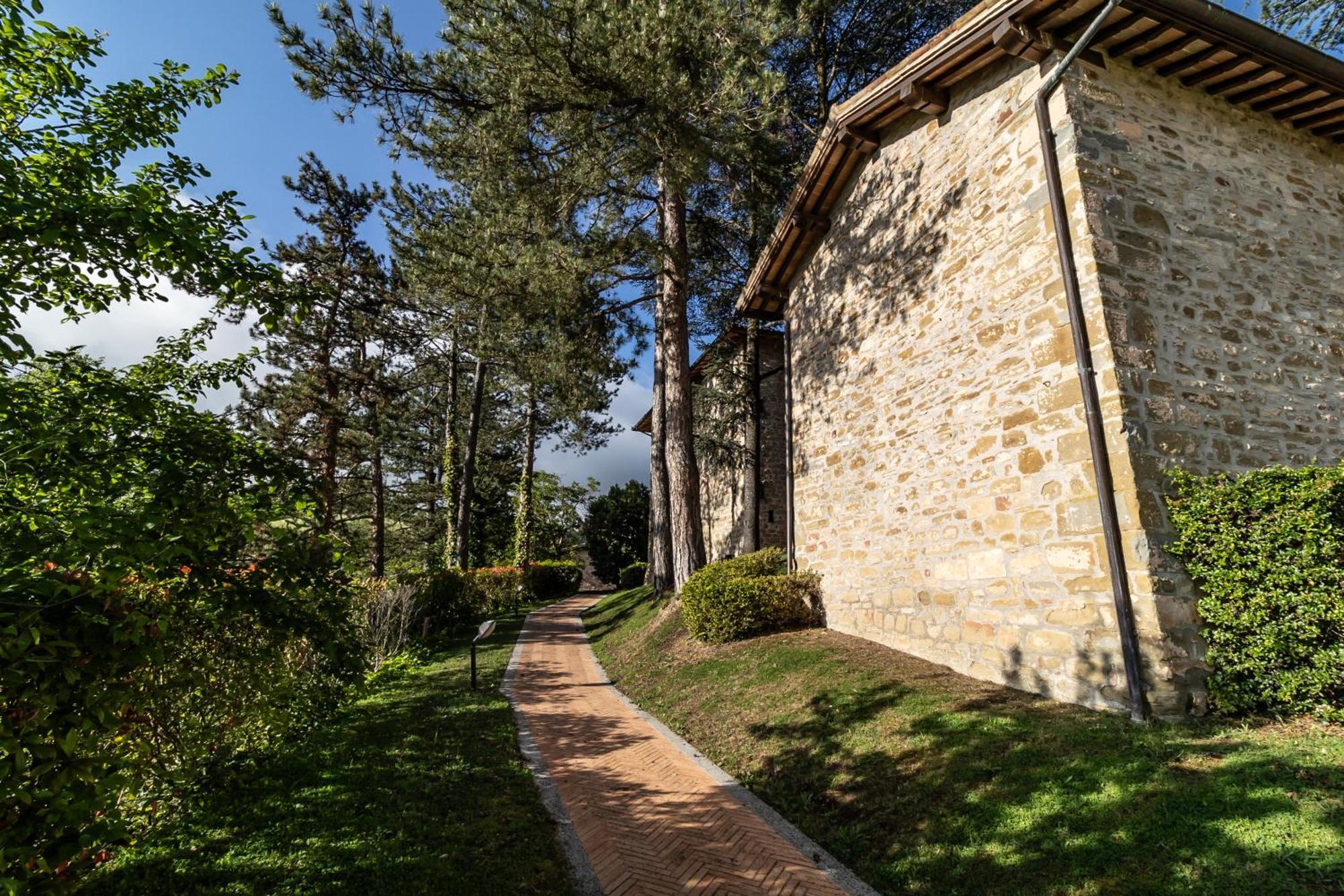 Tenuta Borgo San Michele Gubbio Bagian luar foto