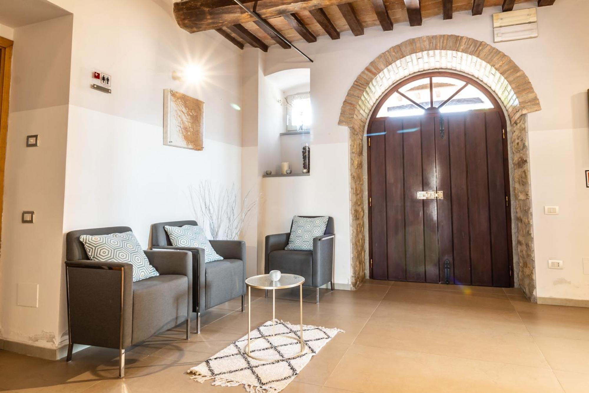 Tenuta Borgo San Michele Gubbio Bagian luar foto