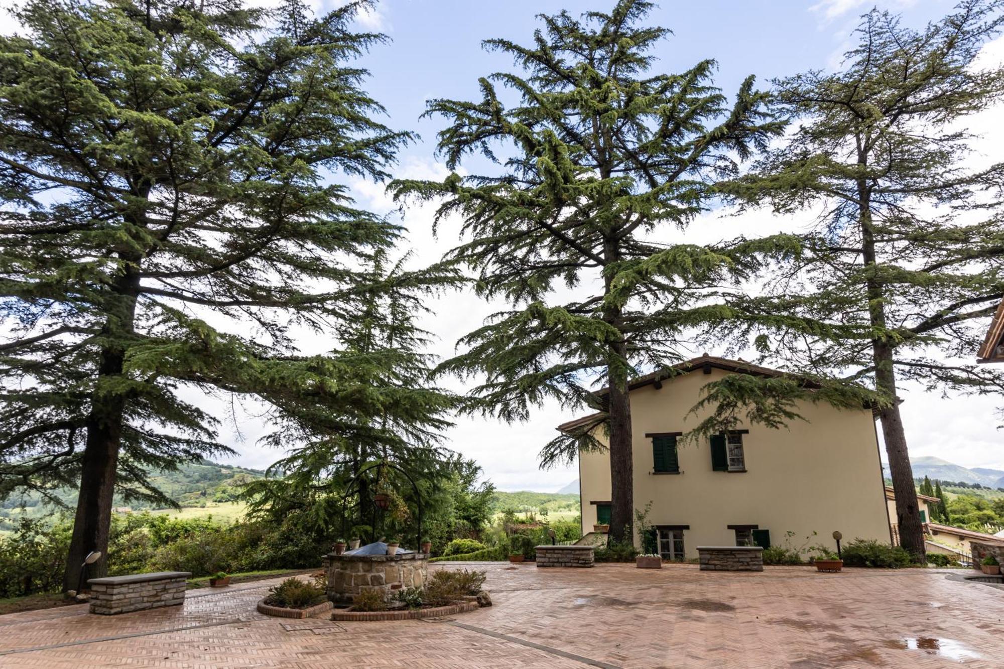 Tenuta Borgo San Michele Gubbio Bagian luar foto