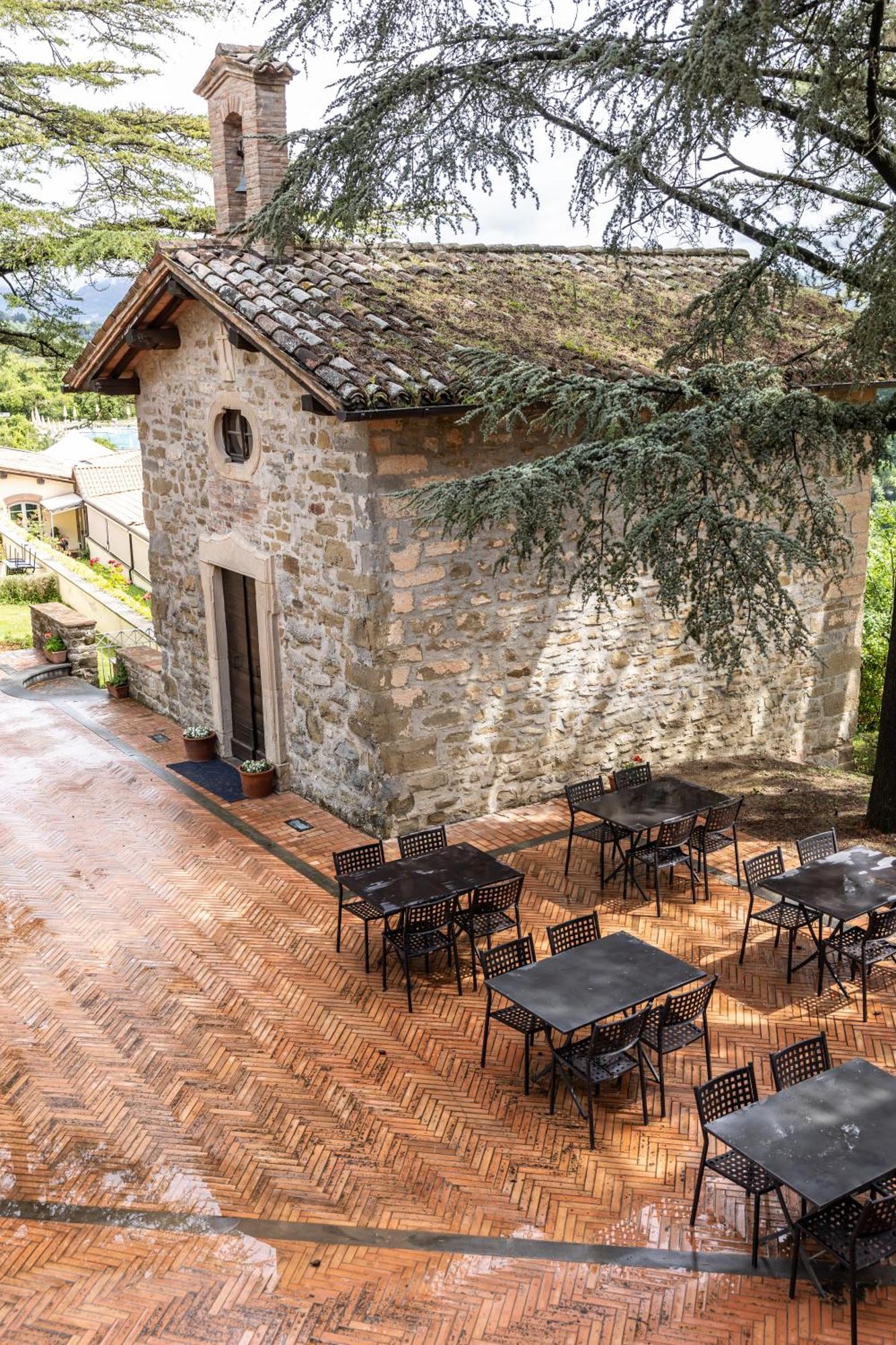 Tenuta Borgo San Michele Gubbio Bagian luar foto