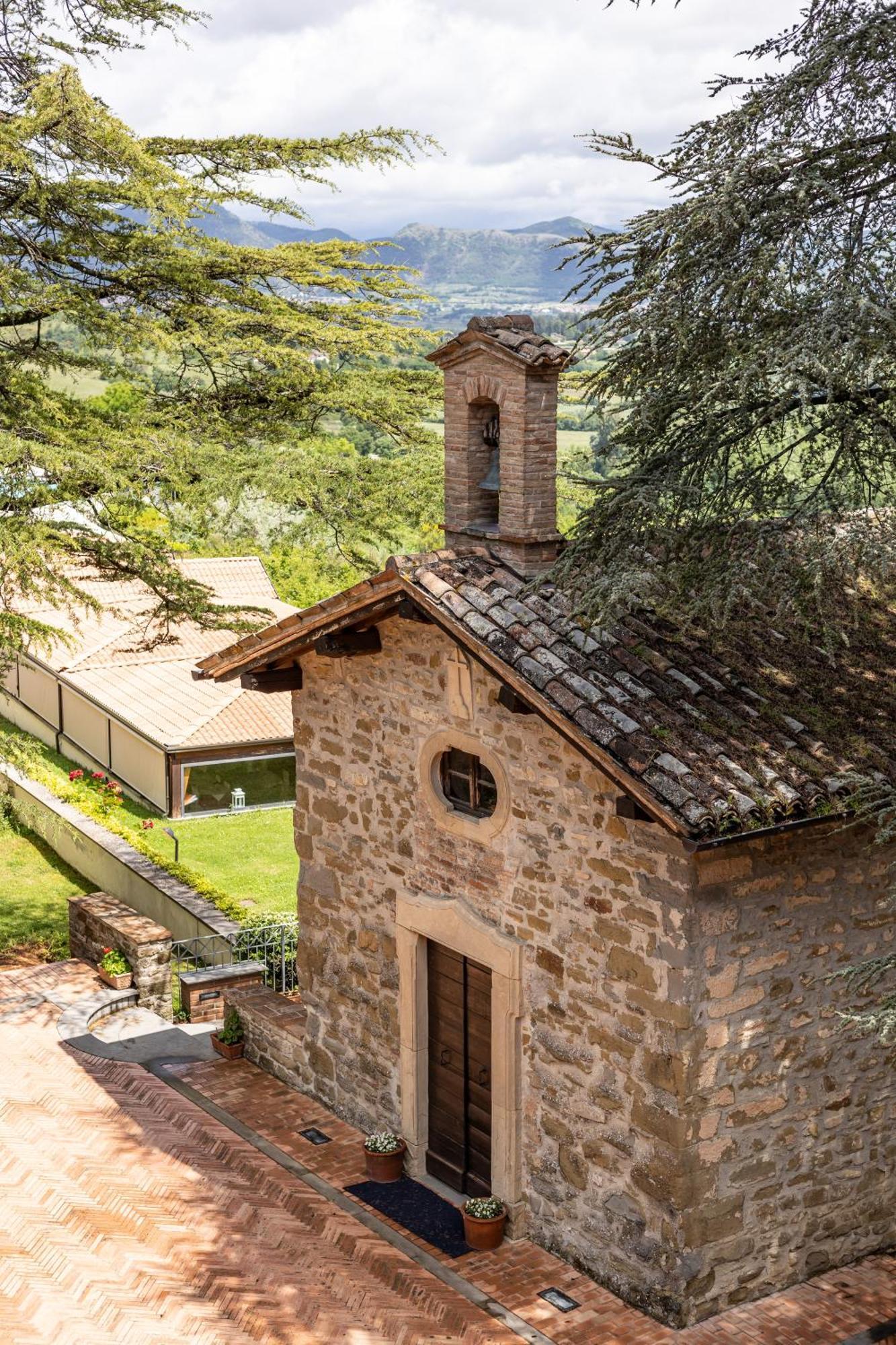 Tenuta Borgo San Michele Gubbio Bagian luar foto